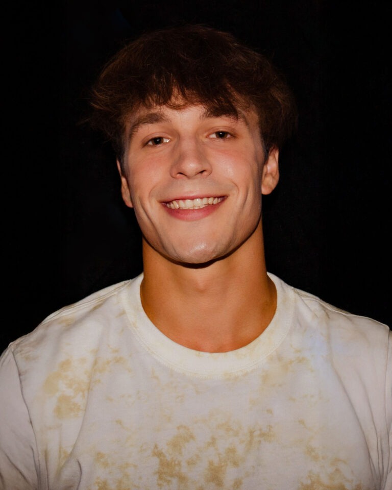 (34) Smile